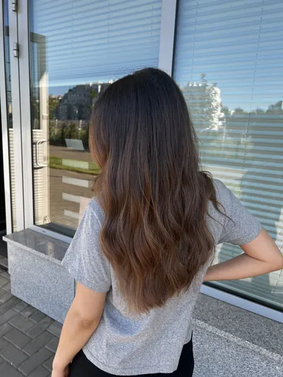 Ombre od ciemnego brązu do karmelowych końców